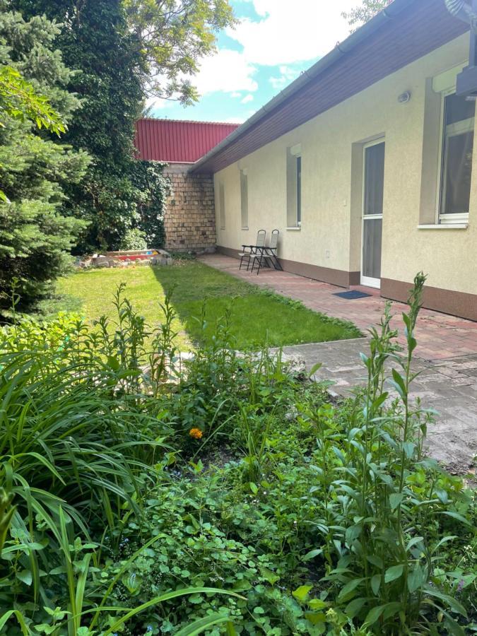 Szeged Suncity Apartman Esterno foto